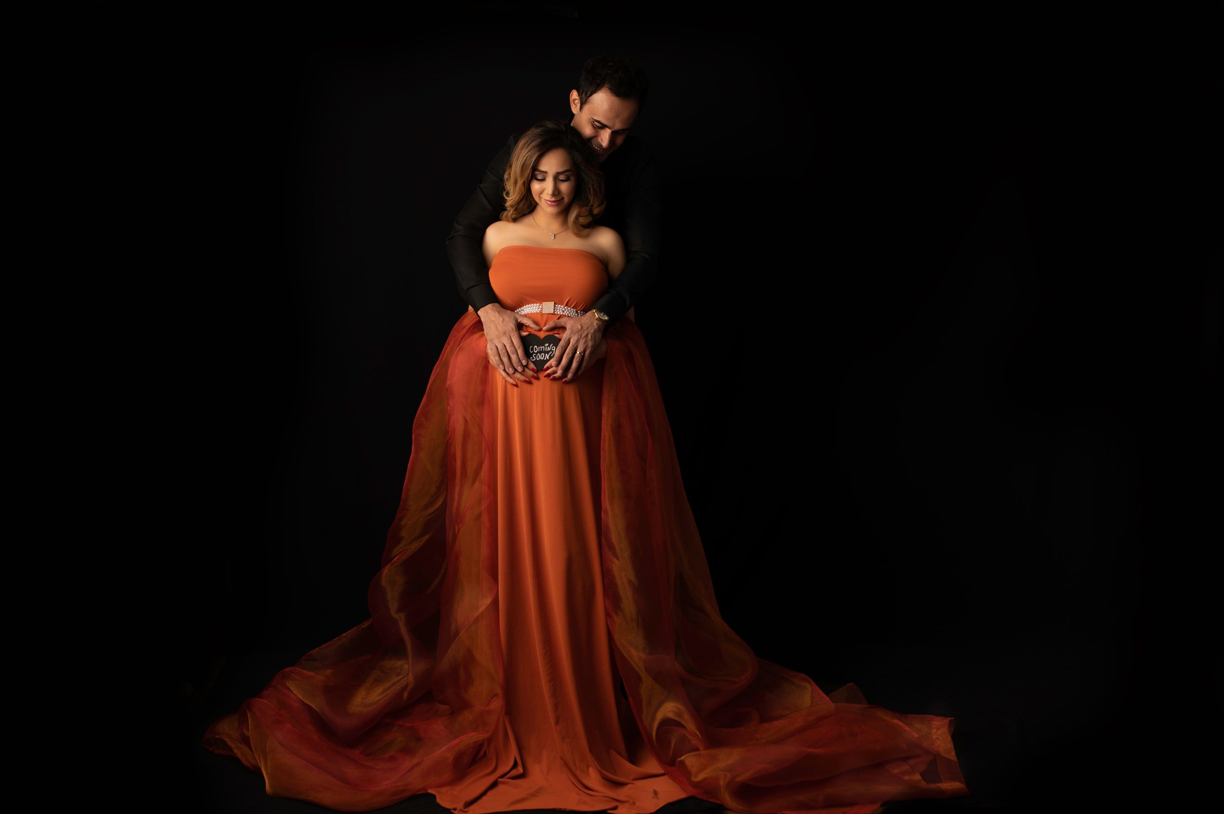 The best maternity photos Saskatoon maternity photographer