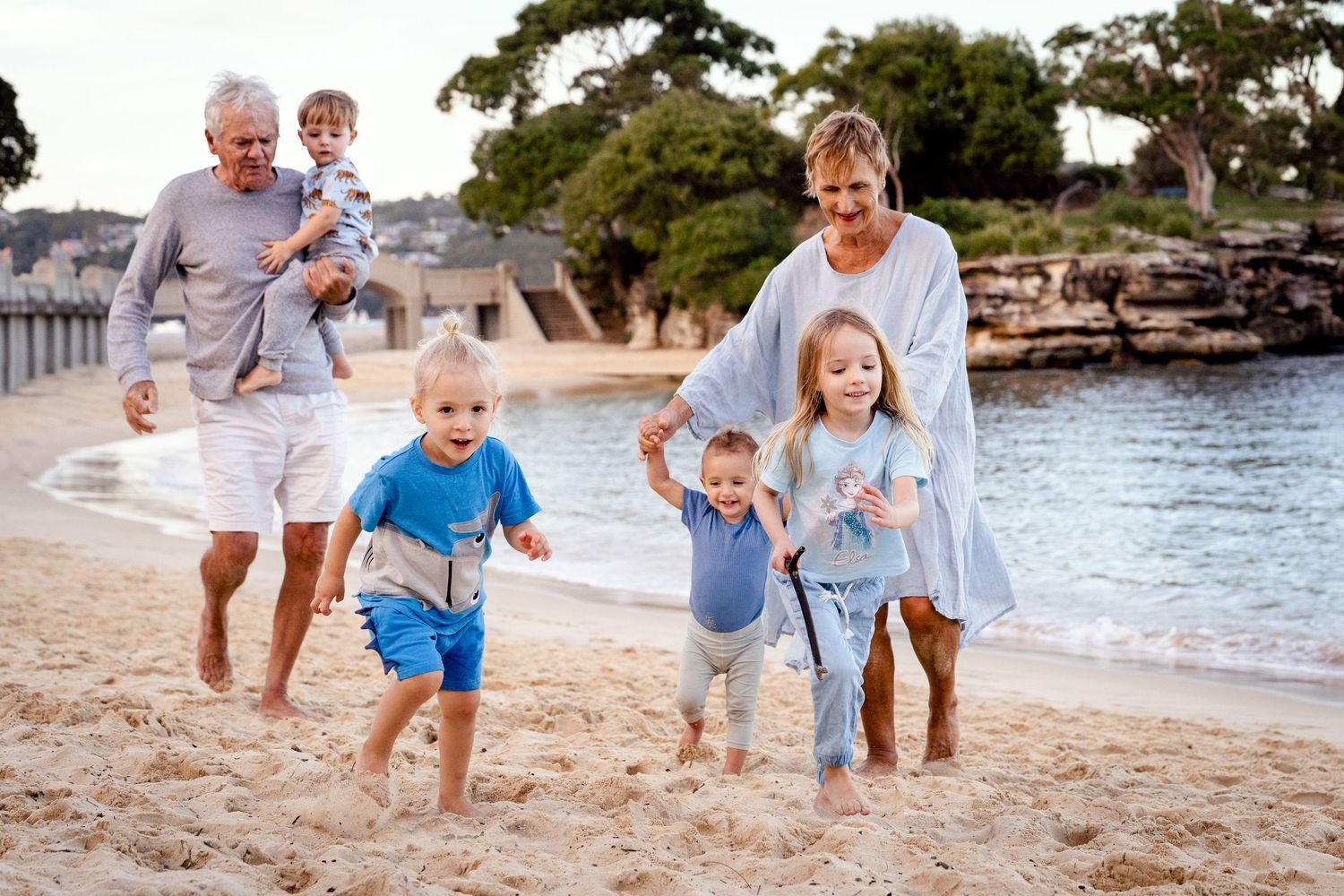 cousins and grandparents photoshoot in Mosman Balmoral Beach