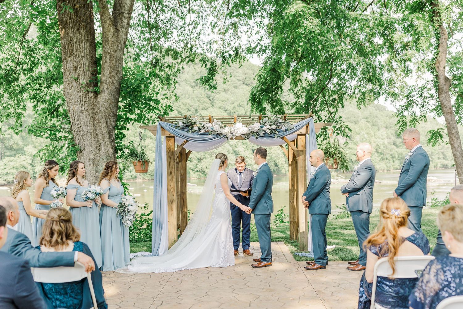 RIVERSIDE WEDDINGS FREDERICKSBURG WEDDING PHOTOGRAPHER