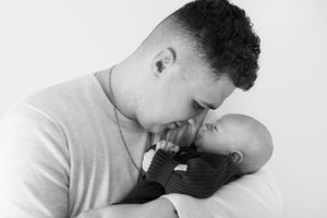newborn pose photography swansboro Samantha Ann Photo studio near Jacksonville, hubert, Havelock, Emerald Isle