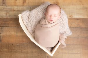newborn photographer Samantha Ann Photo studio in swansboro near Hubert, jacksonville, emerald isle. family photography near me.