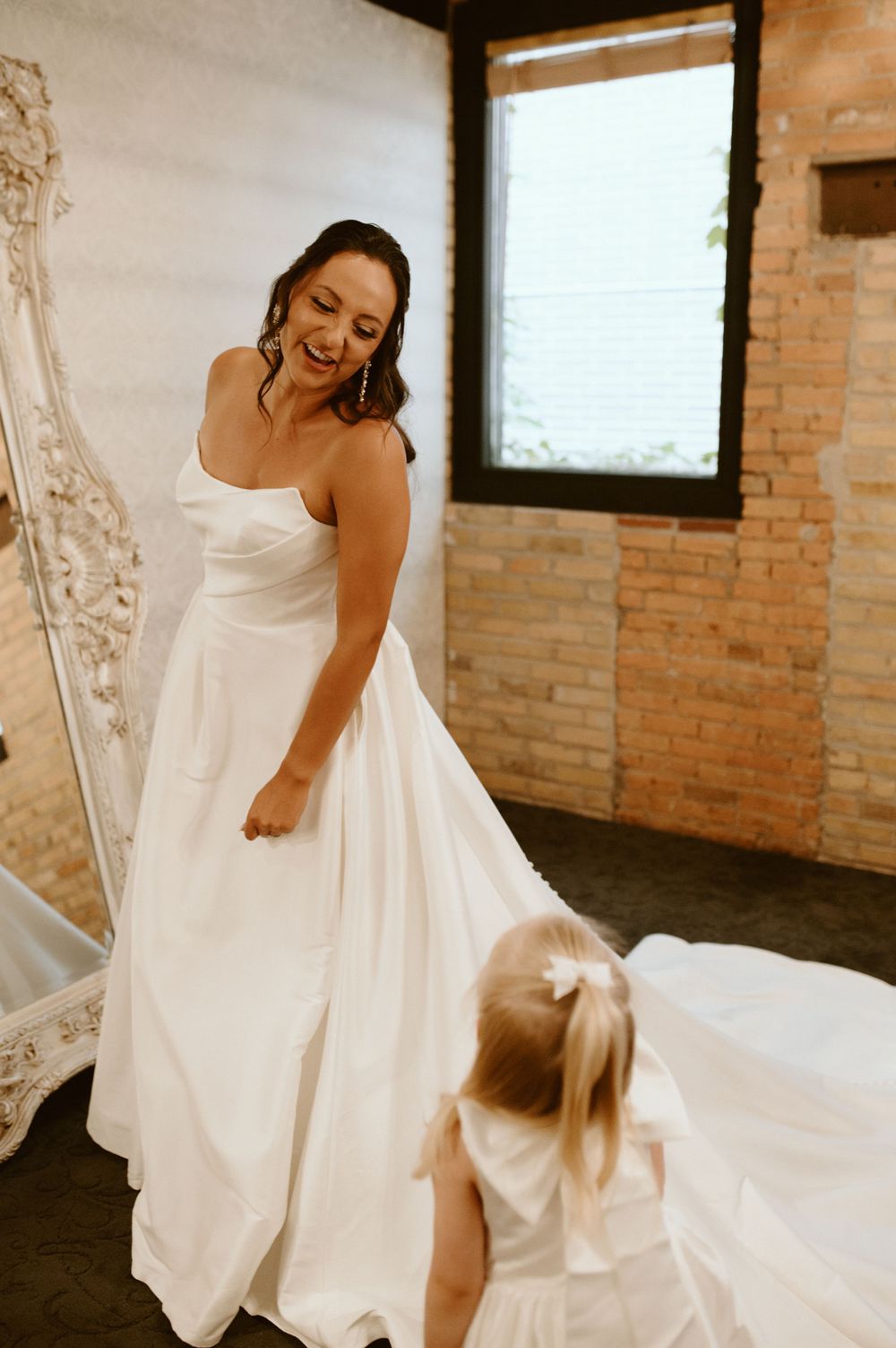 Minnesota Wedding Photographer, Romantic and Authentic Minnesota Photography, Minnesota Couple Photos | Rachel Marie Photography