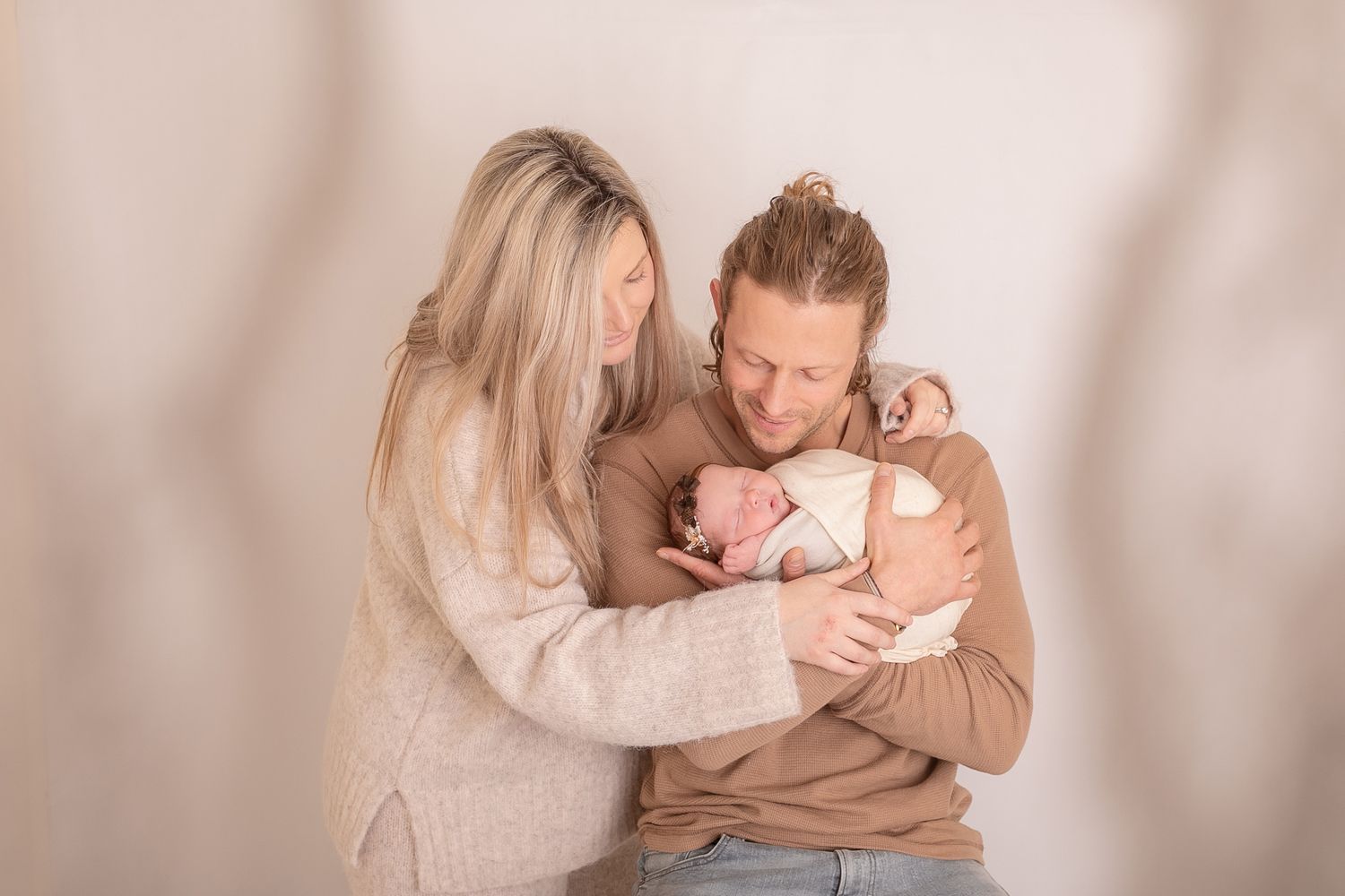 Soft and romantic lifestyle portraits captured against a neutral studio backdrop.  Photographer. Hull. East Yorkshire. Photography