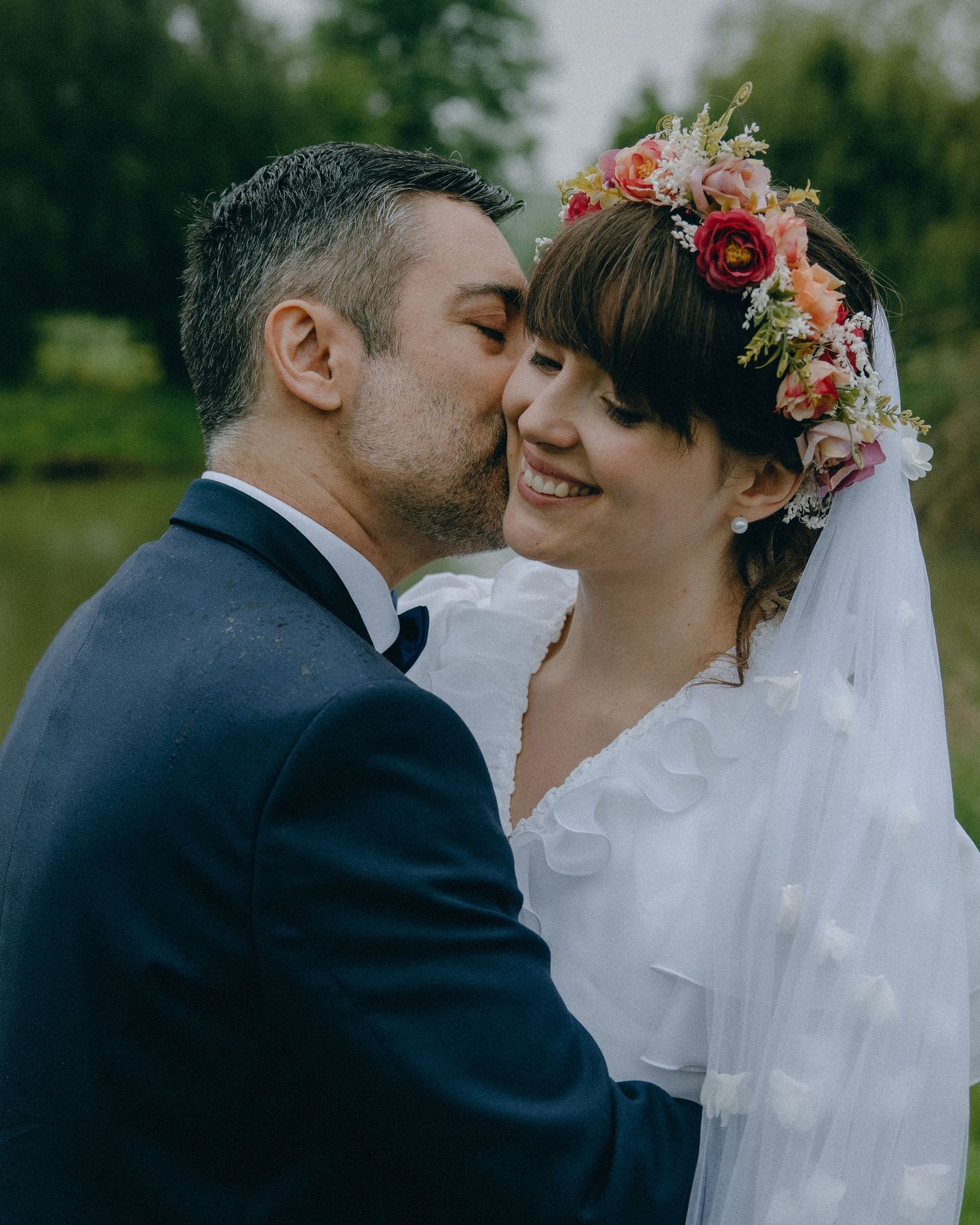 Découvrez le mariage de Vanessa & Denis à la Ferme du Château de Poix, capturé par Julie Fox Photography Une célébration unique à Bouillancy