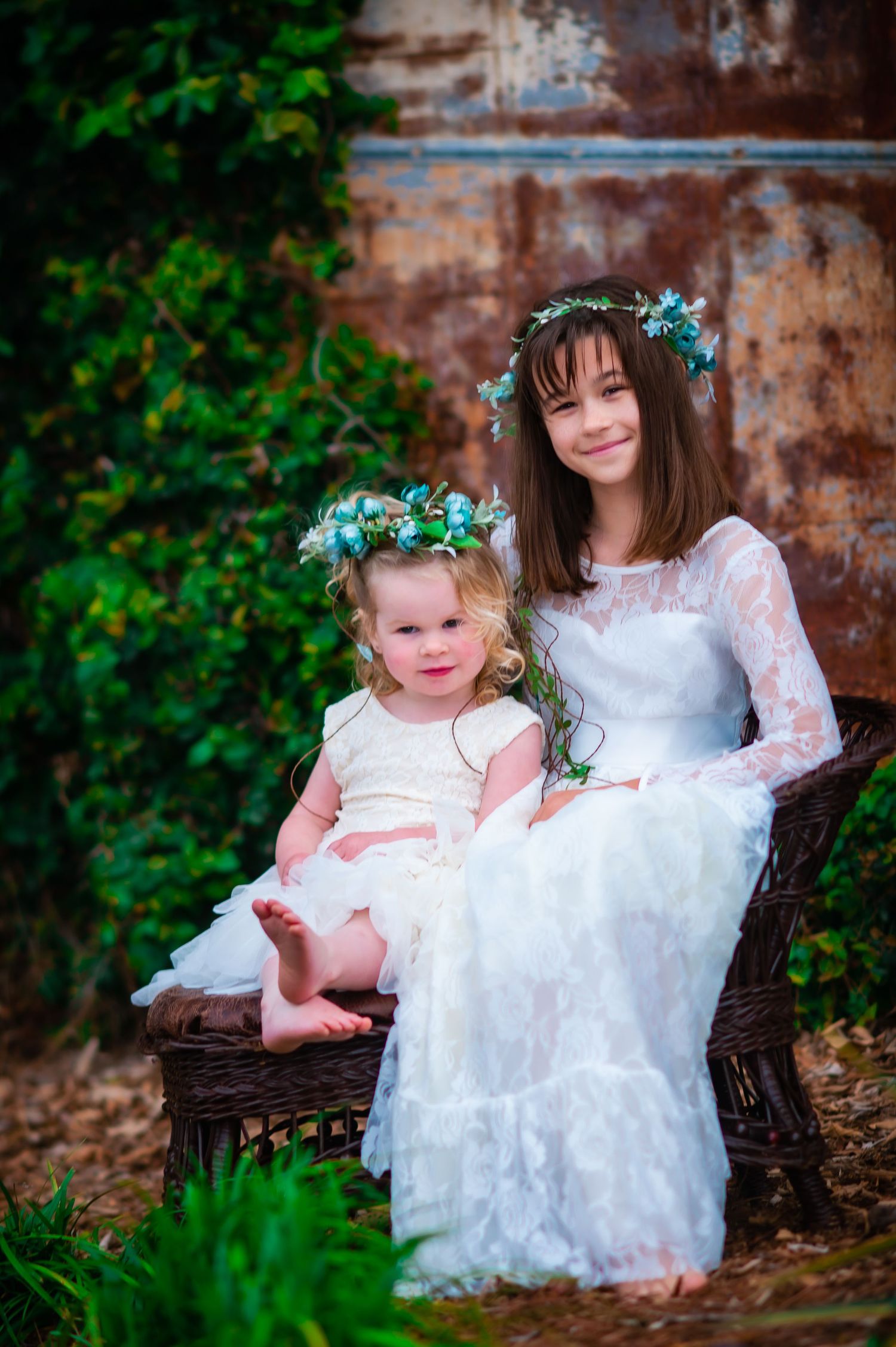 locaion session natural light siblings sisters Andalusia Alabama pretty girls portrait creative soft light outside