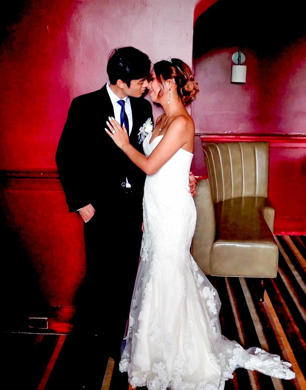 Mansion couple long island wedding