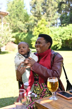 outdoor Mother and baby photo idea