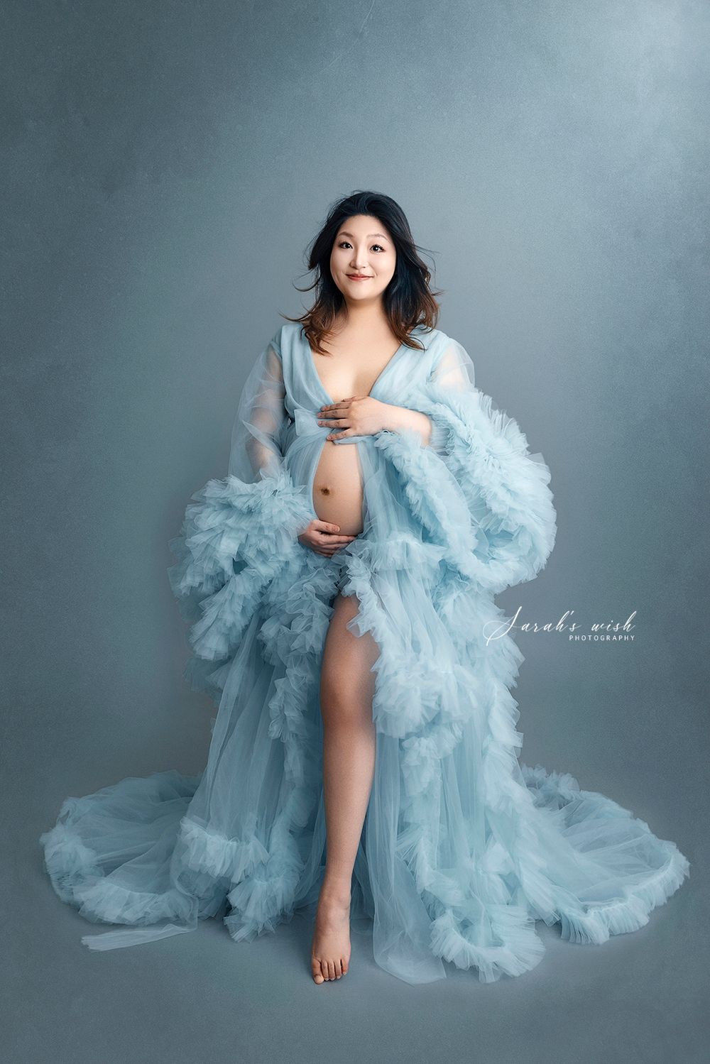Calgary best Newborn, Baby, Maternity, Milestone & Family Photography | 10+ Years Expertise | 100% Client Satisfaction