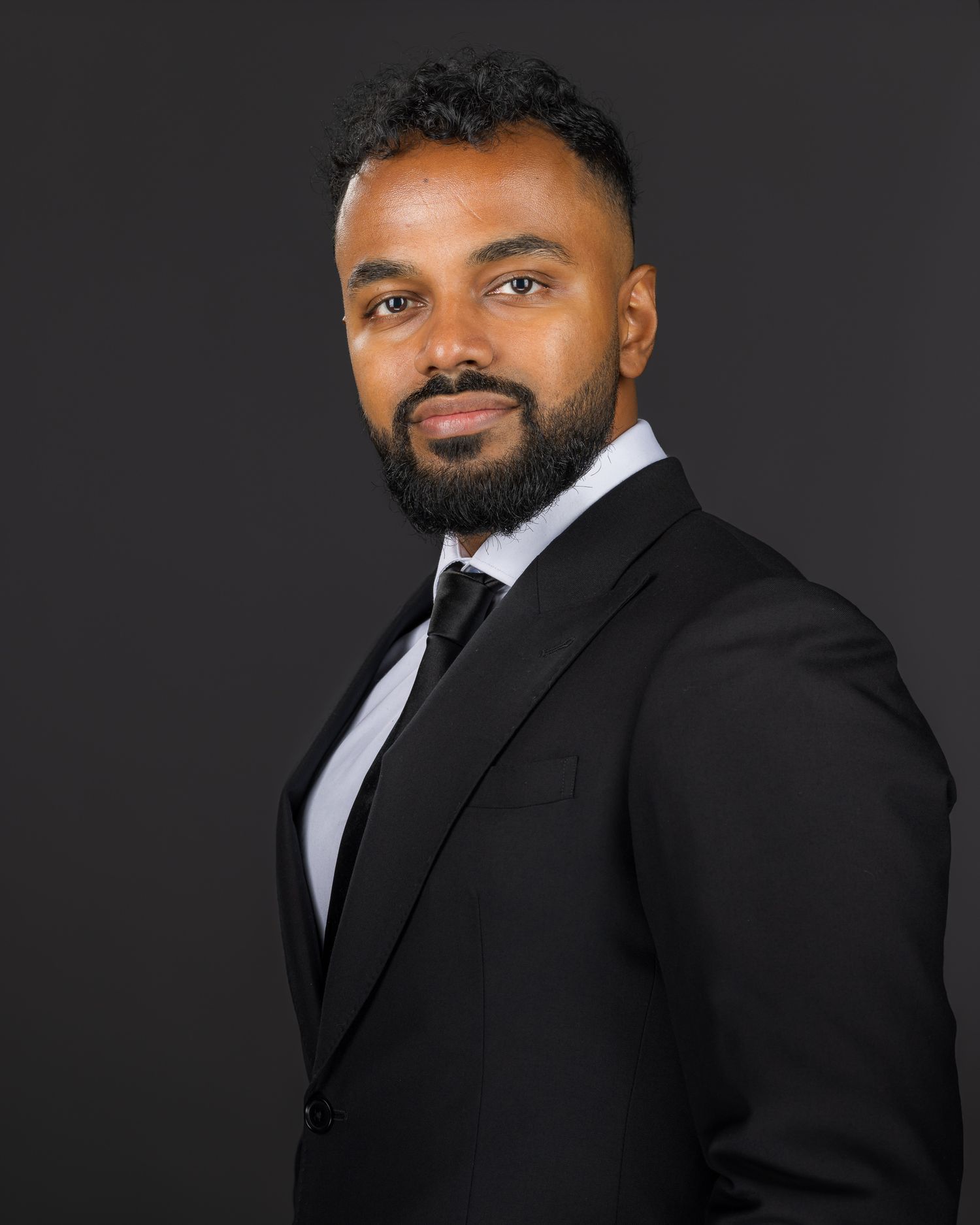 Realtor executive portrait photography Ajax Whitby Guelph good exposure media