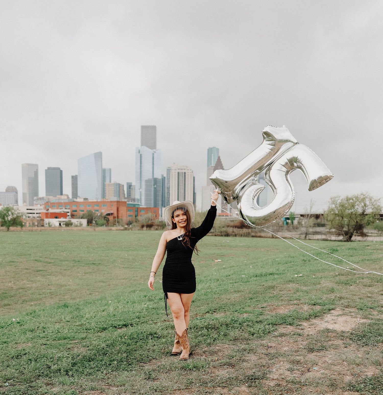 15 birthday photoshoot, quincenera birthday photoshoot houston tx