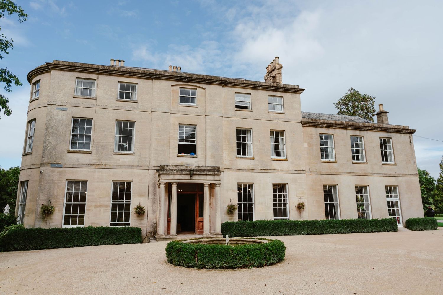 Eastington Park wedding photographer Zara Davis Photography Gloucetershire Cotswolds Main House