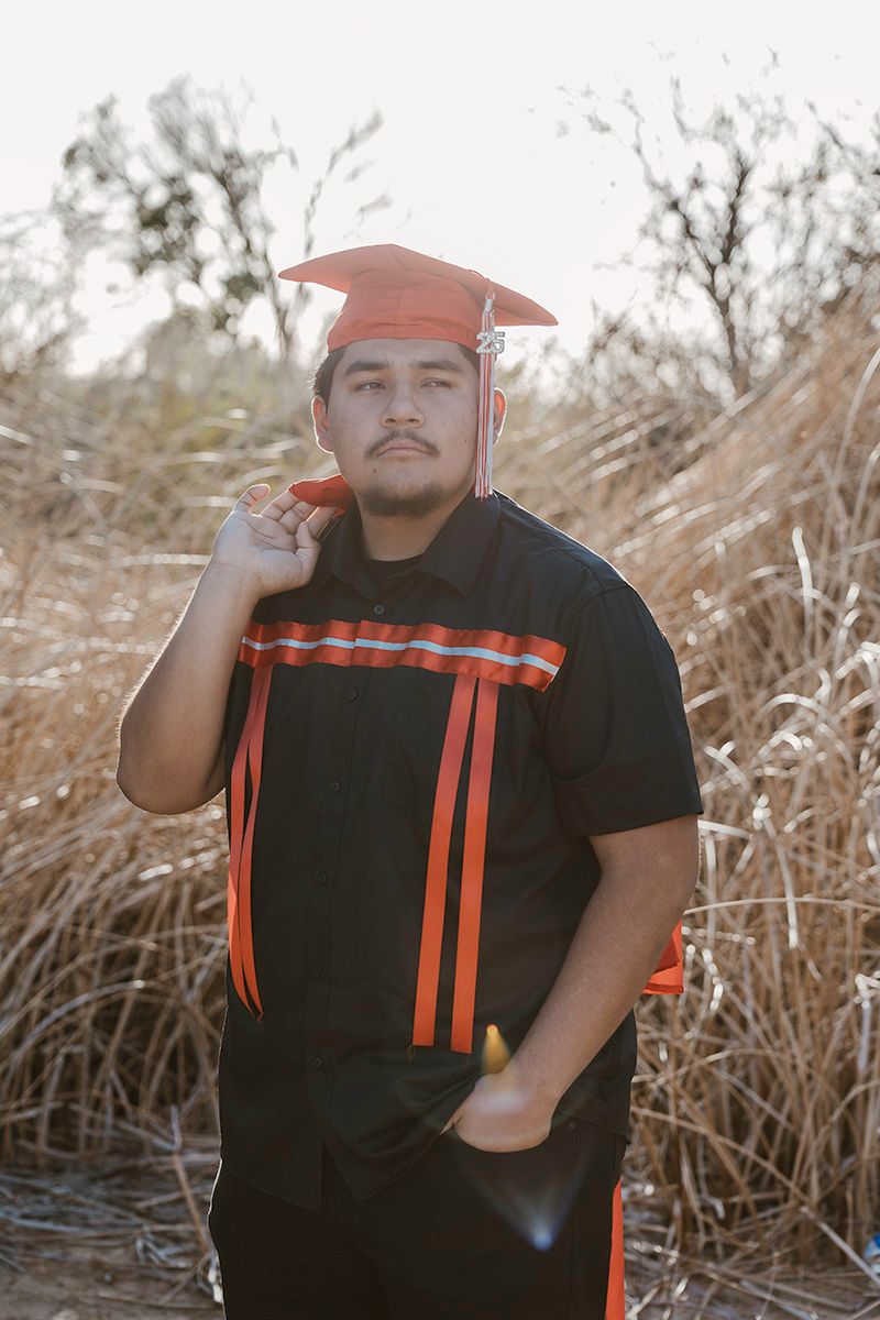 graduation, graduating, senior announcement, senior portrait photographer, mohave county, arizona photographer, portrait, sport photography,