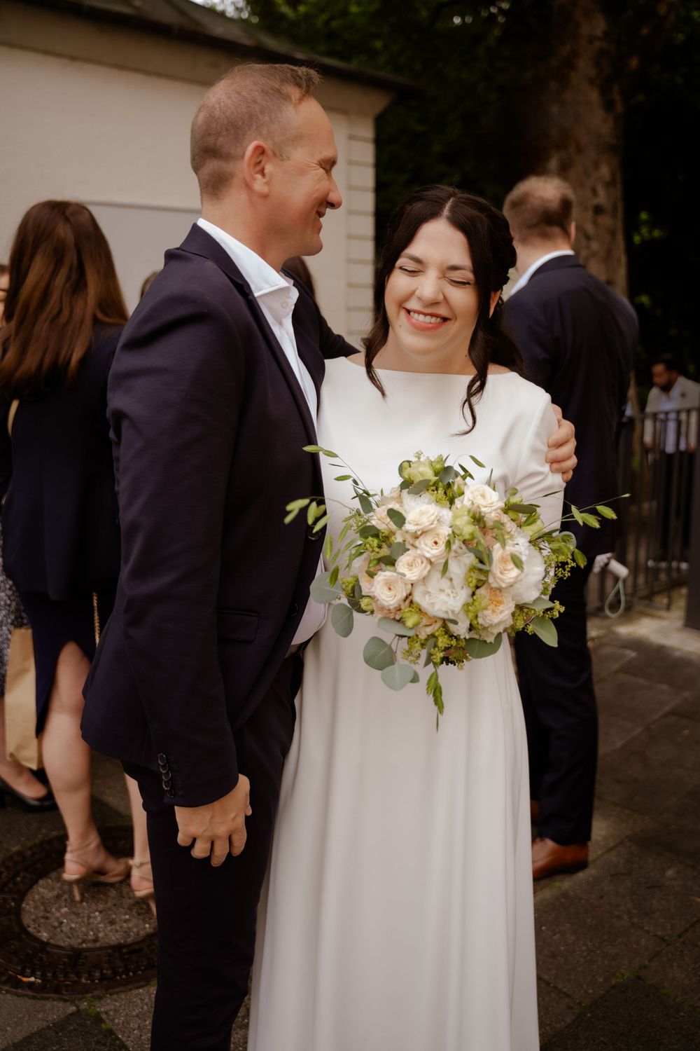 Hochzeitsfotograf Berlin Friedrichshain – Emotionale Momente der Zeremonie
Hochzeitsfotografie Berlin Kreuzberg – Authentische Paarfotograf