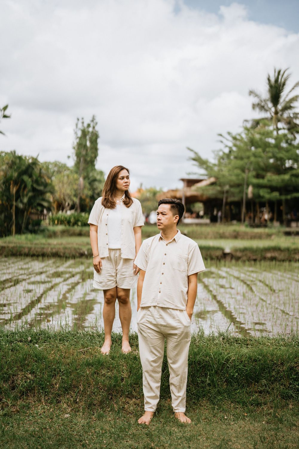 Bali couple photoshoot with ricefield and waterfall background
