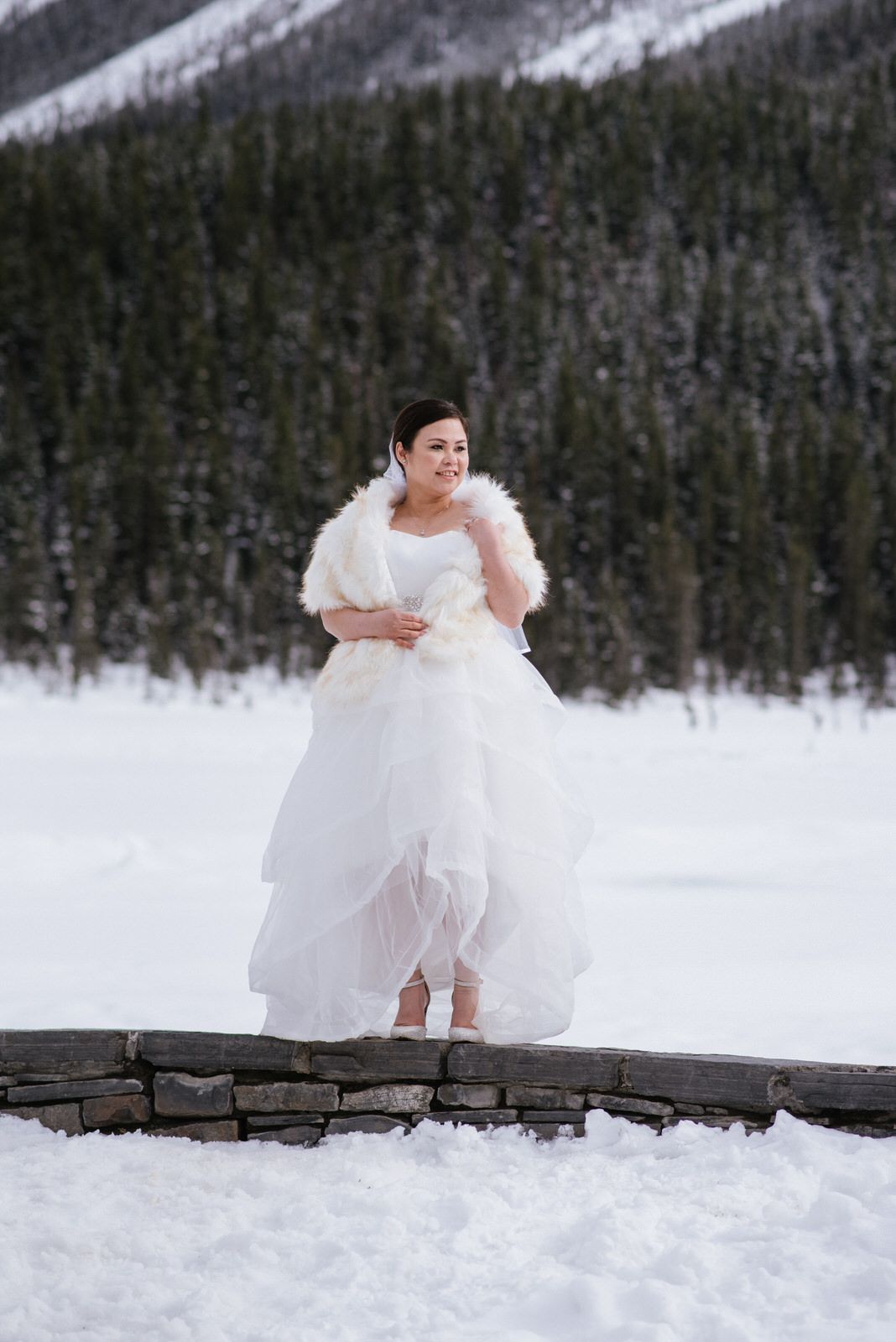 Lake Louise winter wedding