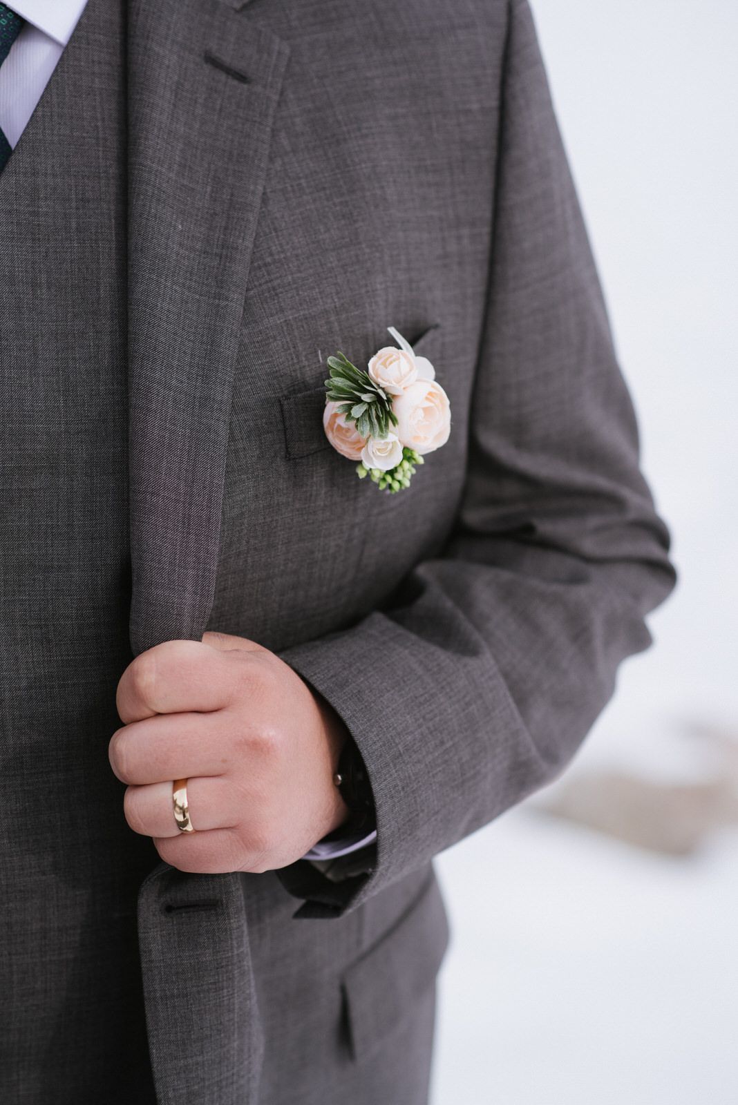 Lake Louise winter wedding