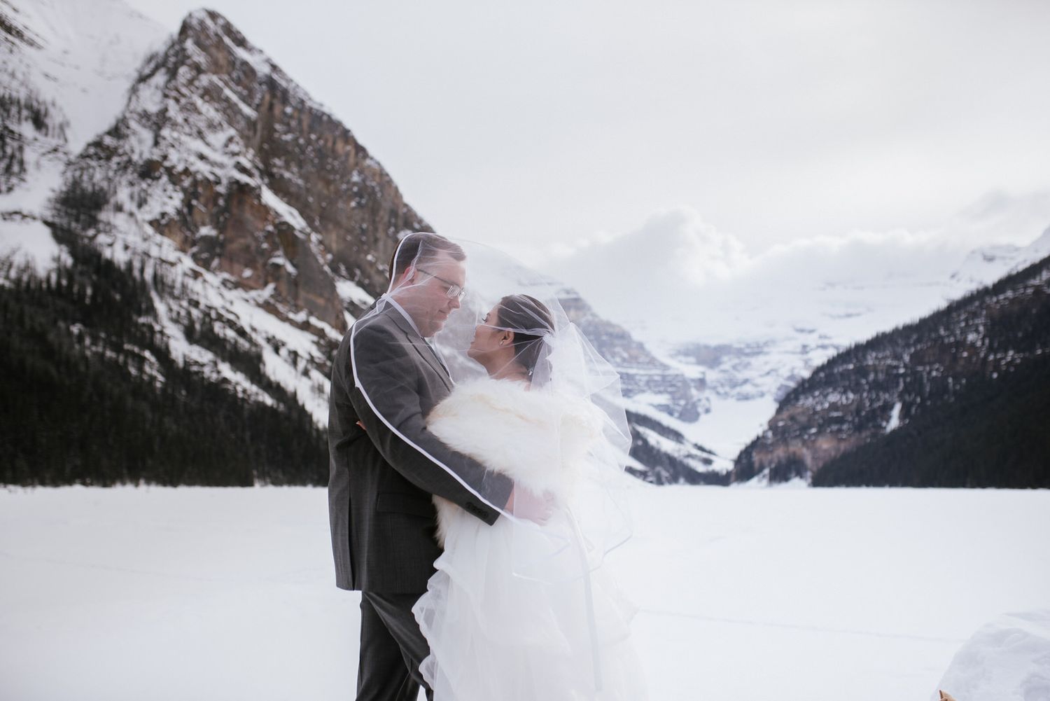 Lake Louise winter wedding