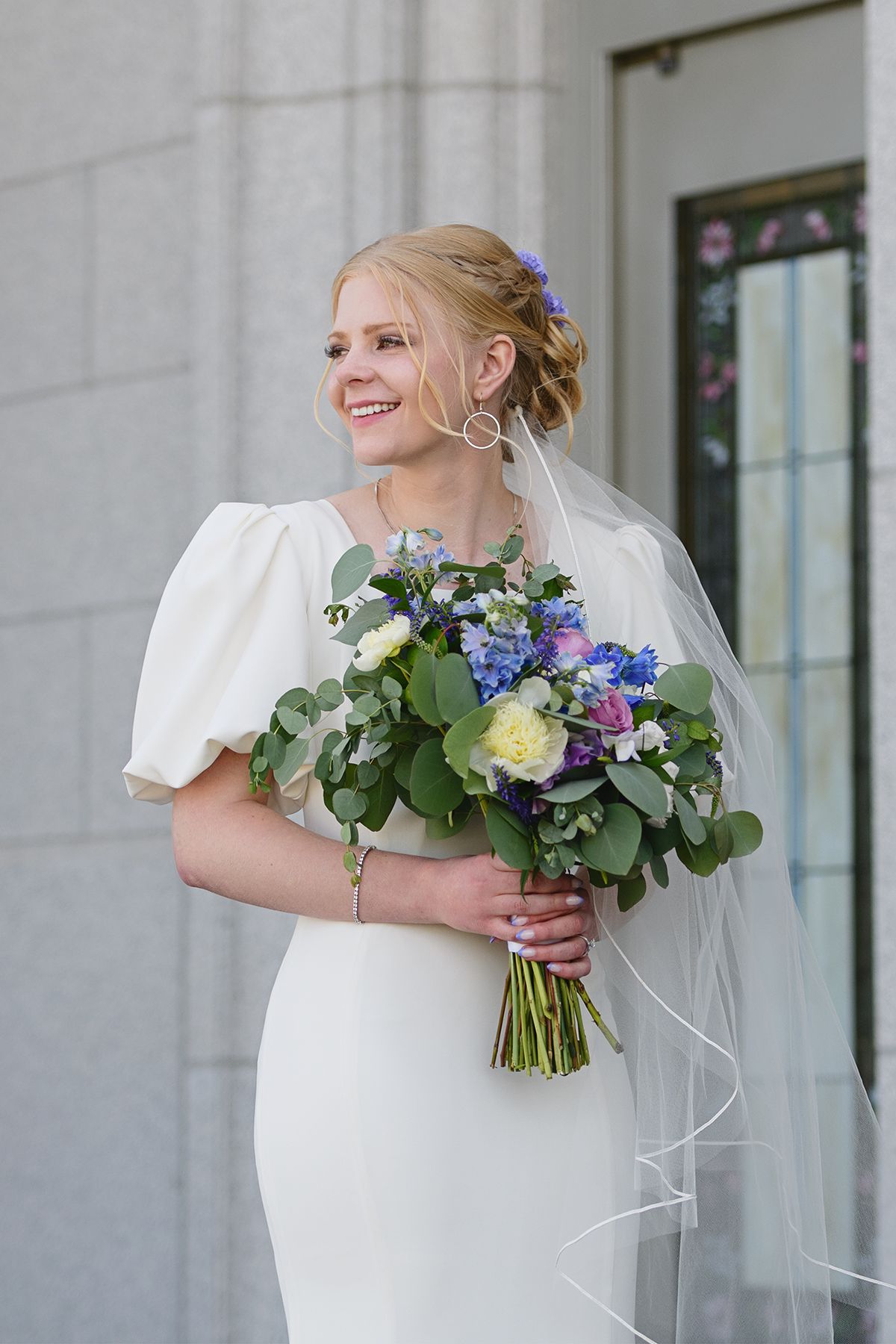 Pocatello wedding photographer ShutterGirl  bride  at Pocatello Idaho temple