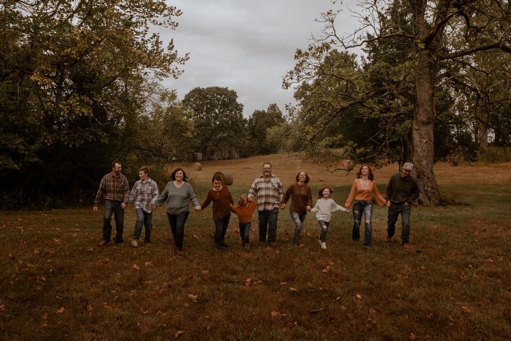 Franklin County photographer, Missouri photographer, STL photography, candid wedding, family, portraits near me, photography near me.