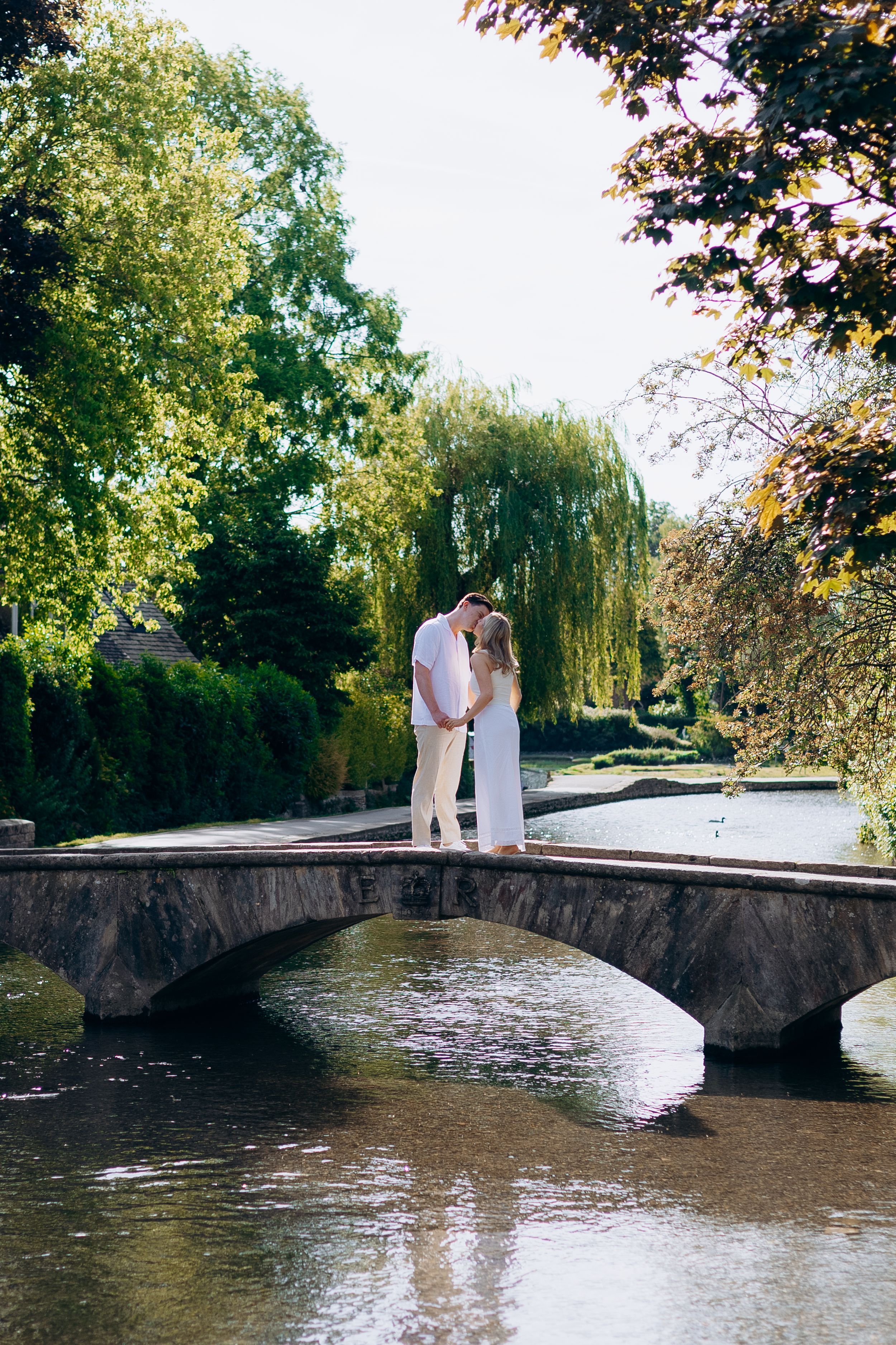 Proposal photography package in the Cotswolds with engagement portraits.