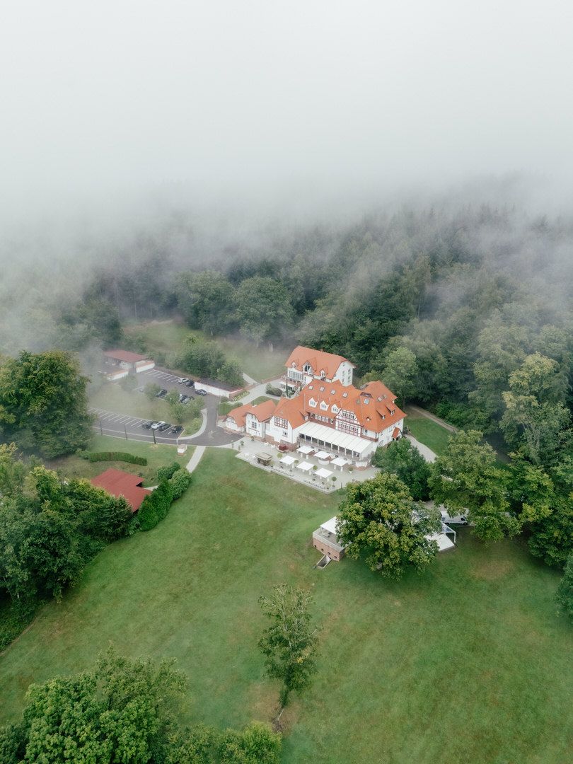 Hoher Darsberg Hochzeit, Hochzeitsfotograf Heidelberg und Frankfurt, Hoher Darsberg Neckarsteinach, Heiraten auf dem hohen darsberg