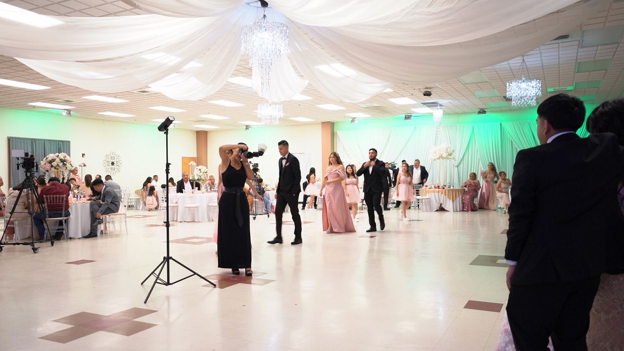 Fotolilly Photography working during a live quinceañera event in DFW