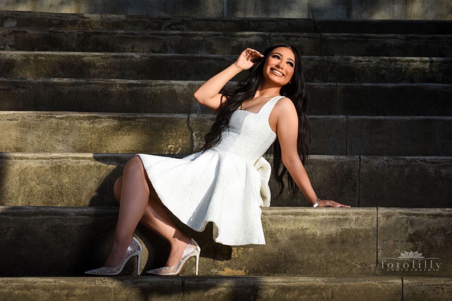 Dallas Fort Worth Senior Photographers DFWs Best Senior Portrait Photographers senior photoshoot locations fotolilly photography packages