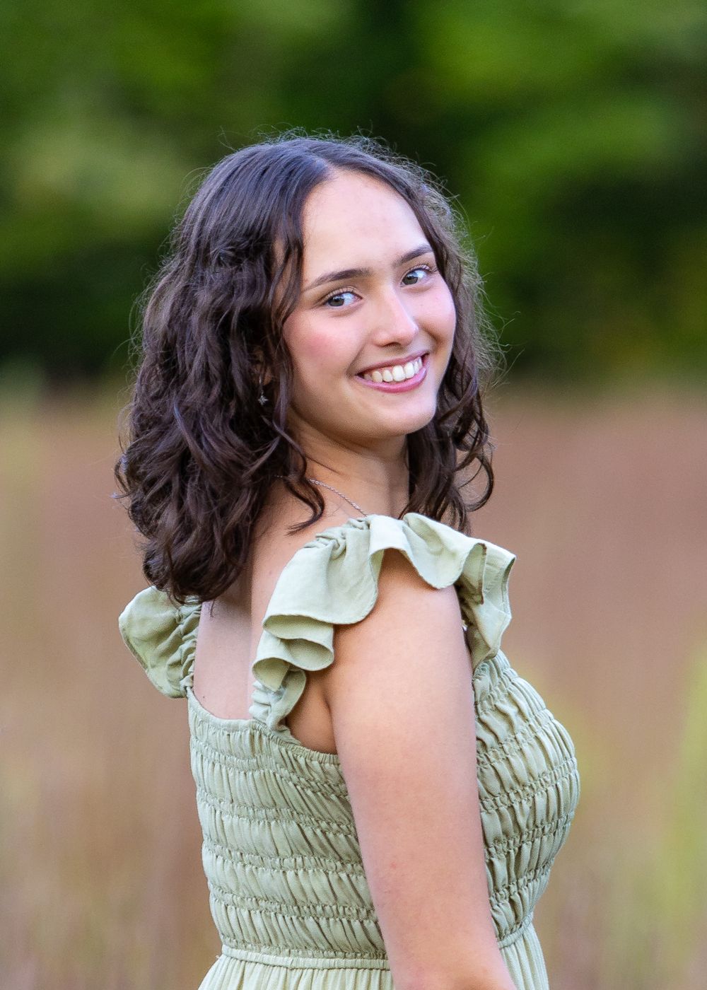 Senior yearbook portrait session photo at Wolbach Farm in Sudbury, MA with Lisa West Photography.  Metrowest of Boston senior photo sessions