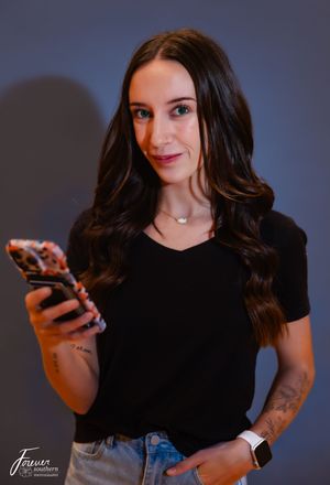 Branding Headshot Woman
