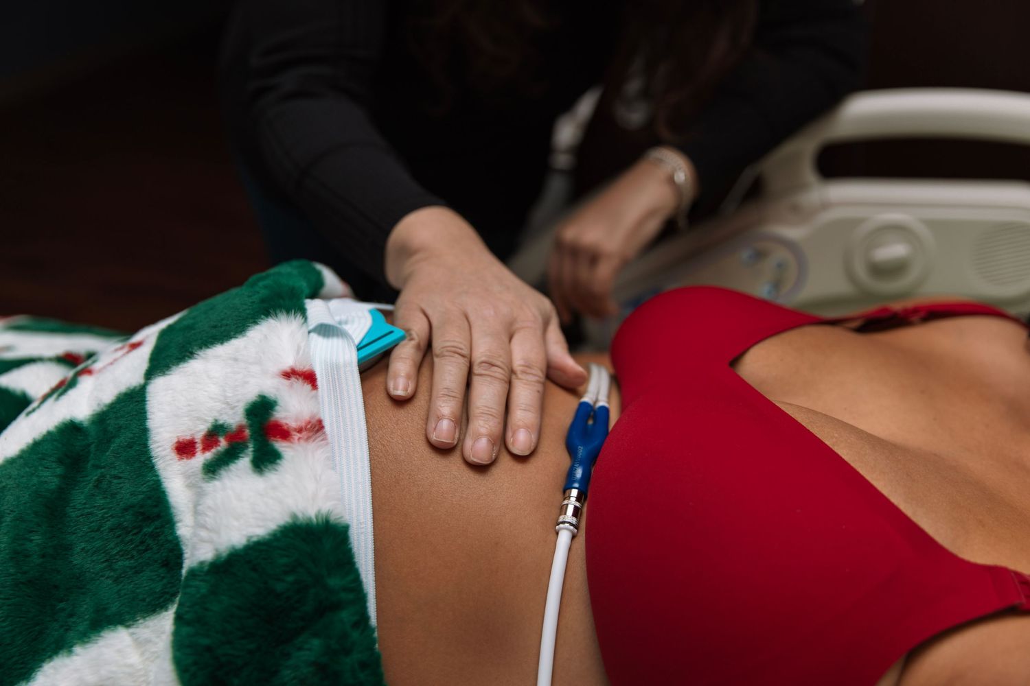 Documentary birth photography in the Nashville area capturing emotional labor moments
