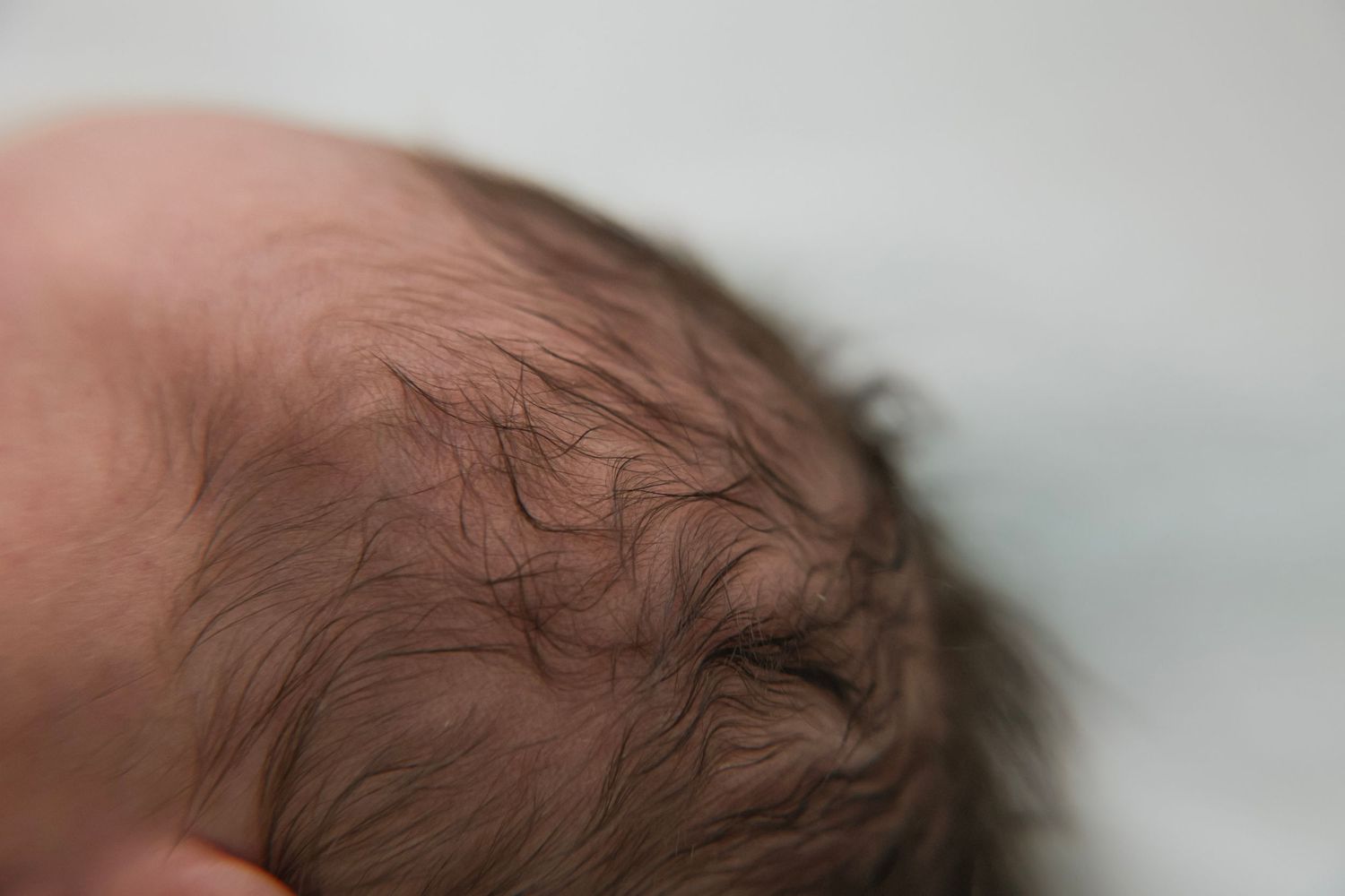Nashville Fresh 48 photographer capturing newborn and parents within 48 hours of birth