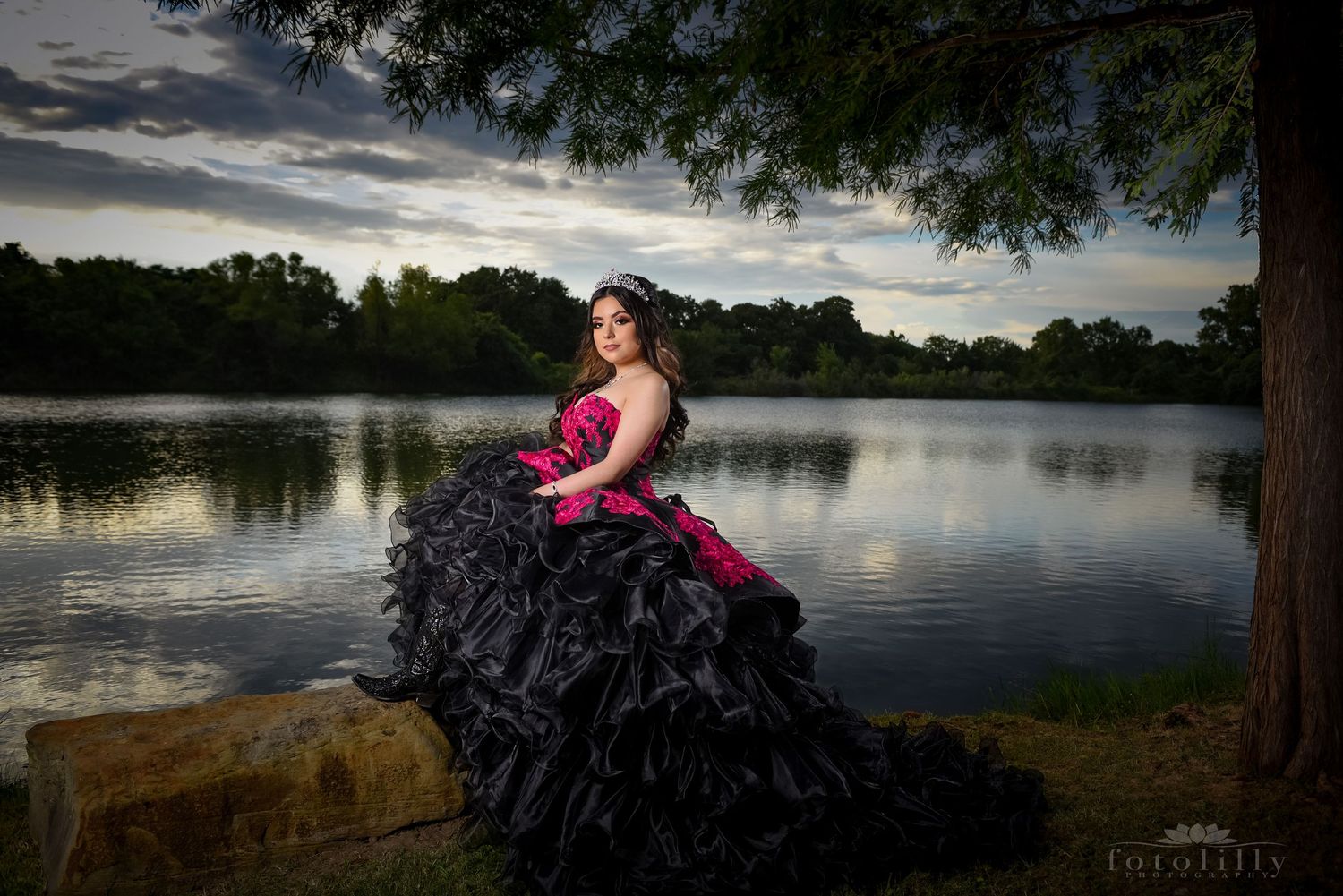 Quinceañera outdoor winter portraits in Fort Worth Texas photography location