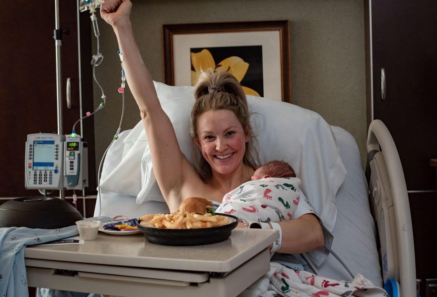 new mom enjoying a meal in the first few hours postpartum