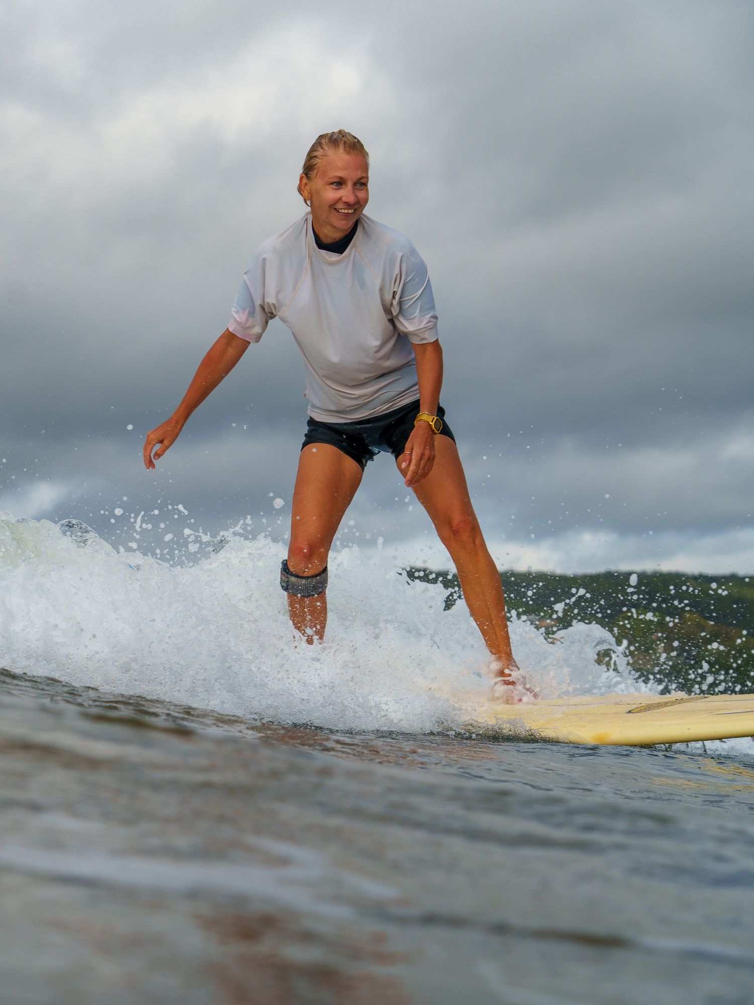 photo of intermediate surfer at Umina surfing competition event Lady Loggers Day