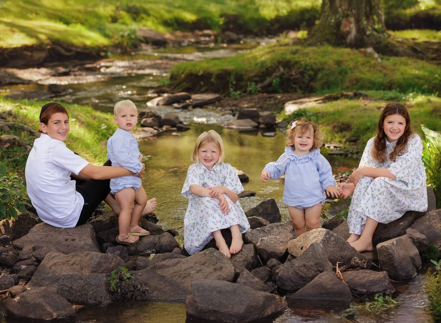 children's photographer near me Lakewood NJ, Howell Township NJ family portraits, New Jersey family photography, outdoor portrait session