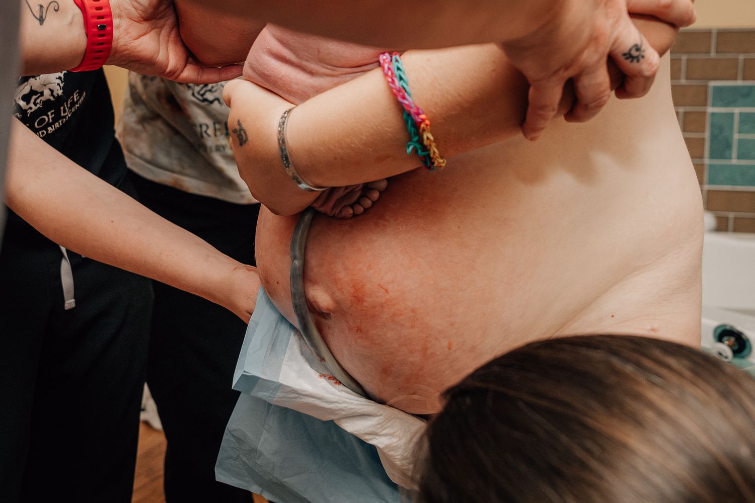doula and birth photographer near me in northern Virginia