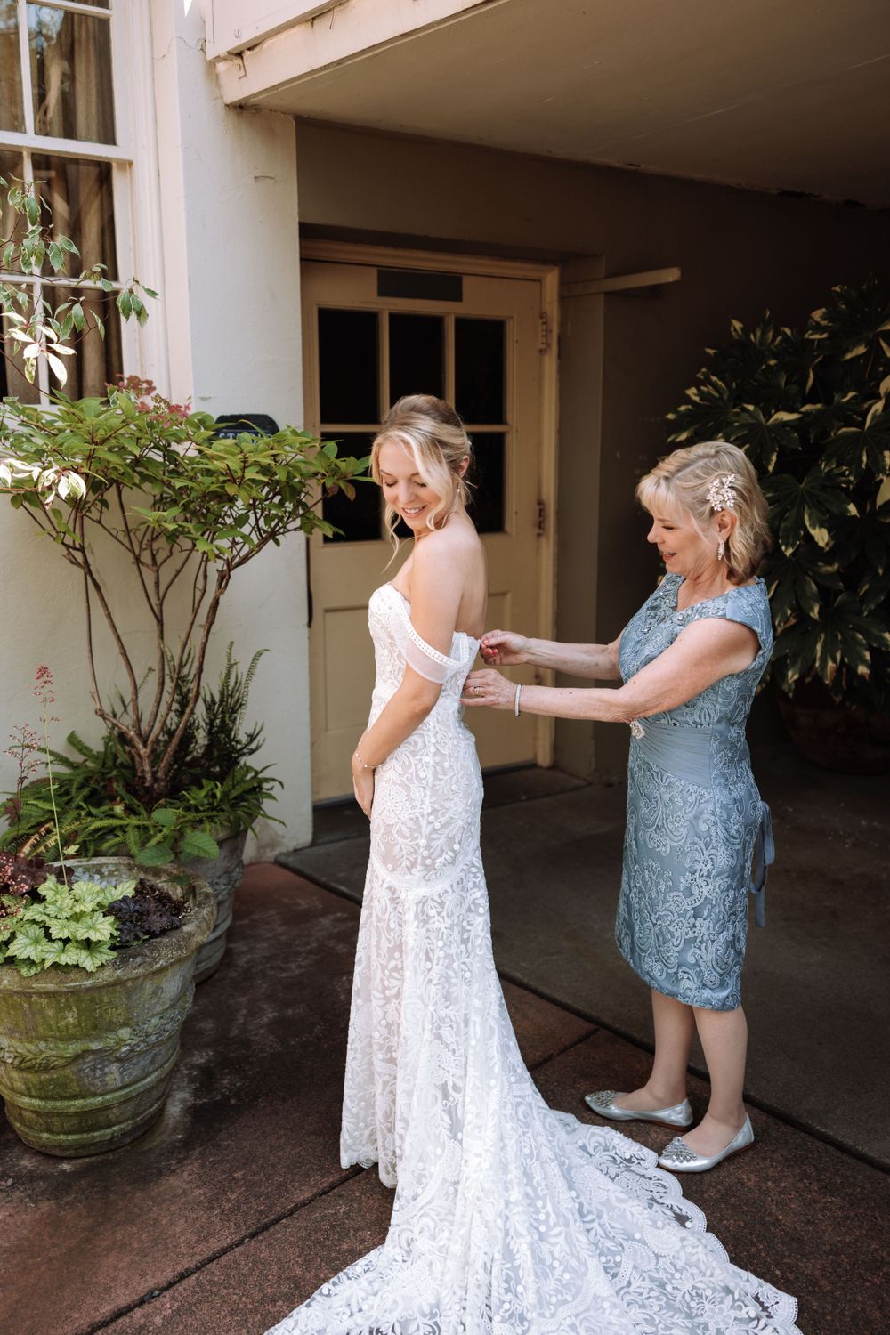 Seattle Wedding Photographer - The Hall at Fauntleroy in Seattle
