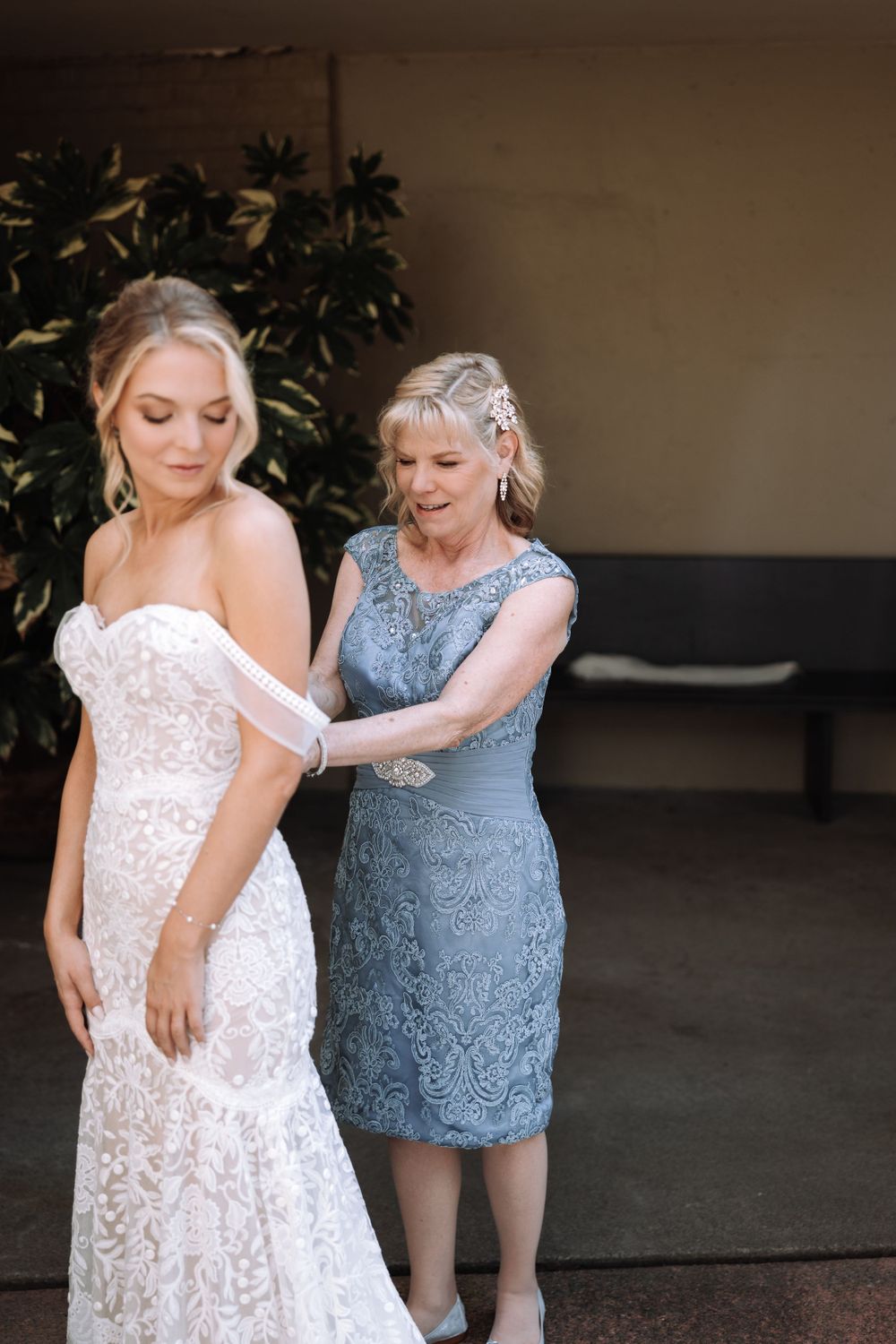 Seattle Wedding Photographer - The Hall at Fauntleroy in Seattle