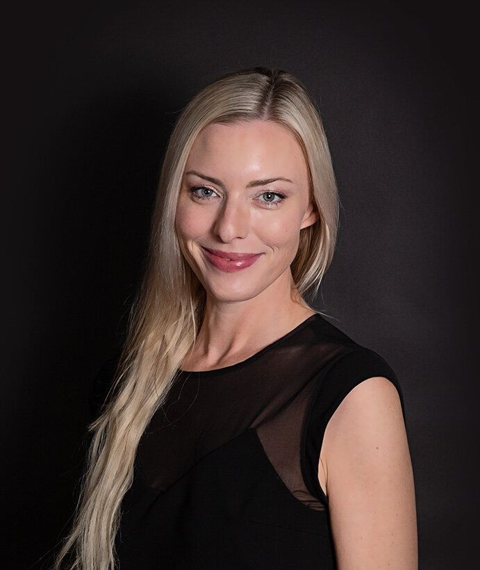 Headshots, studio headshot photos, best headshot photographer, best headshots, affordable headshots, headshot photographer near me, concord