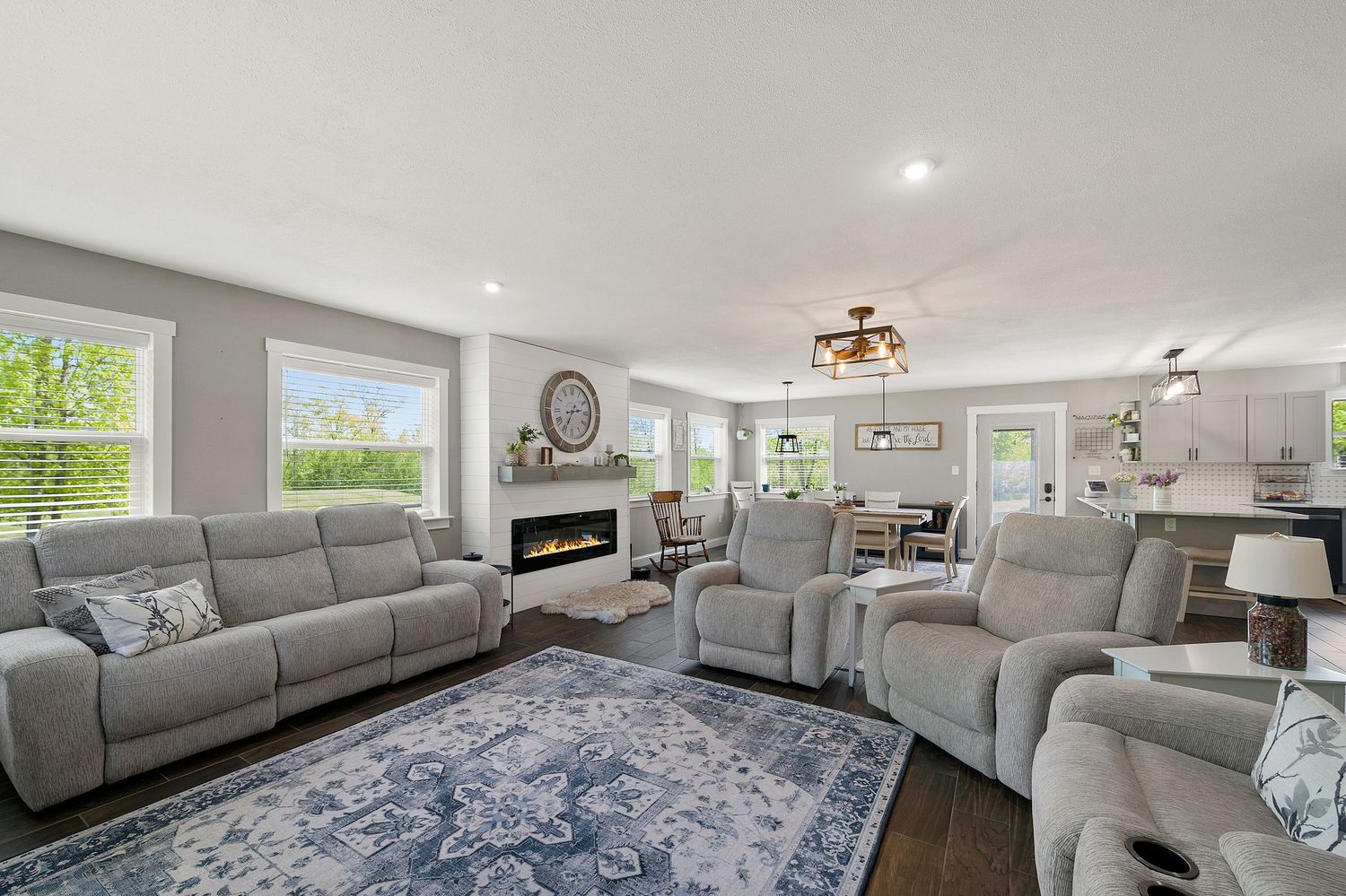 Amy Arntson Northern Huddle Real estate photographer Carlton Minnesota