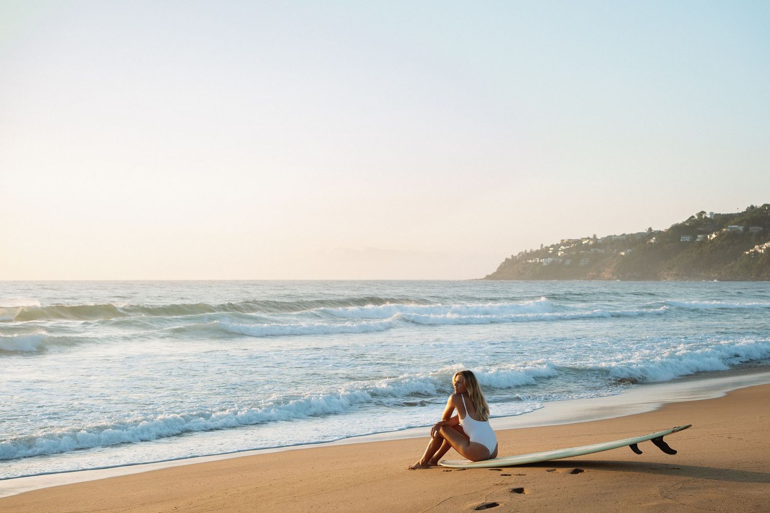 Lifestyle & Portrait Photography - Golden Hour Portrait shoot of surfer girl at Palm Beach, Sydney