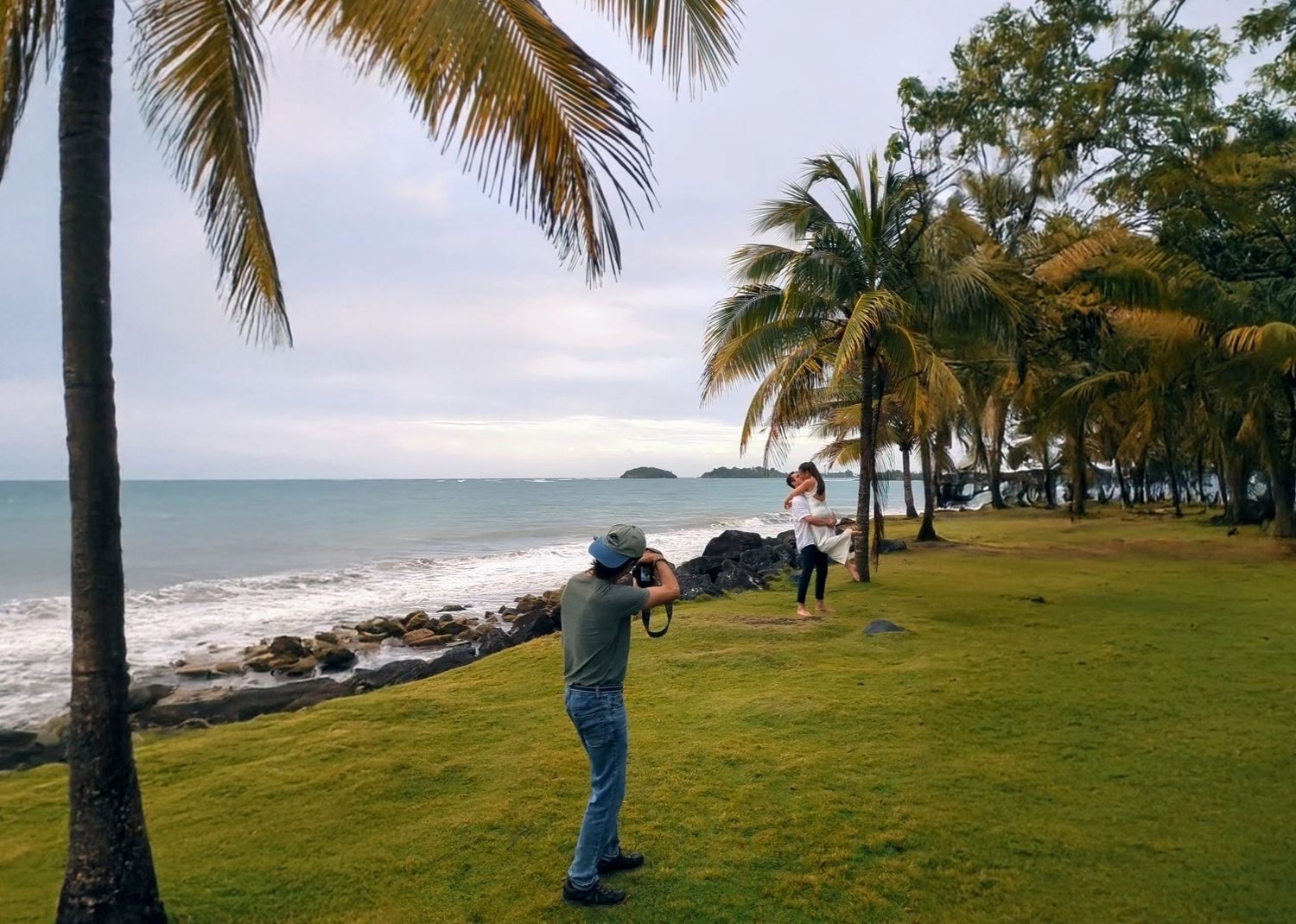 Puerto Rico Photographer. Albert Ray Photo. Book Now. Beach Photoshoot. Seaside Photoshoot. Engagement Photoshoot. Elopement photos.  Couple
