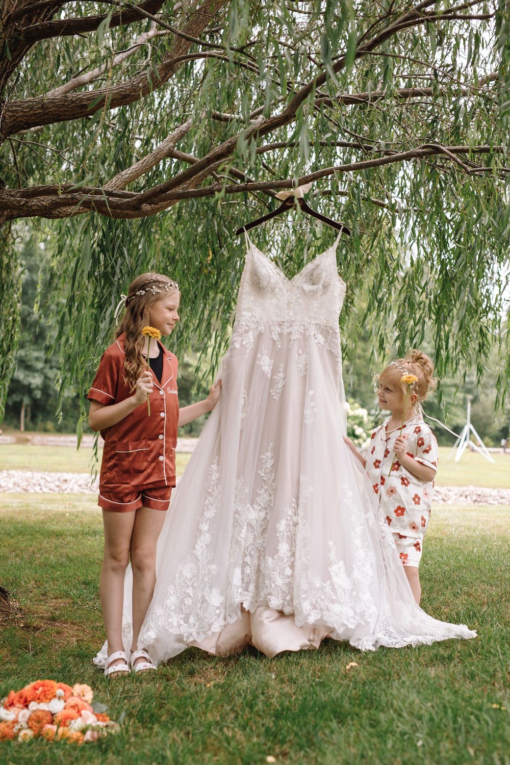 Binksberry Hollow Wedding in Wilson, New York photographed by Jess Trankle Images Buffalo and Rochester Wedding Photographer.