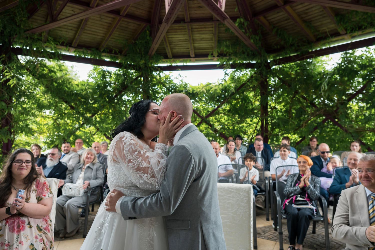 Standesamtliche Hochzeit im Schlosspark Oranienburg bei Berlin