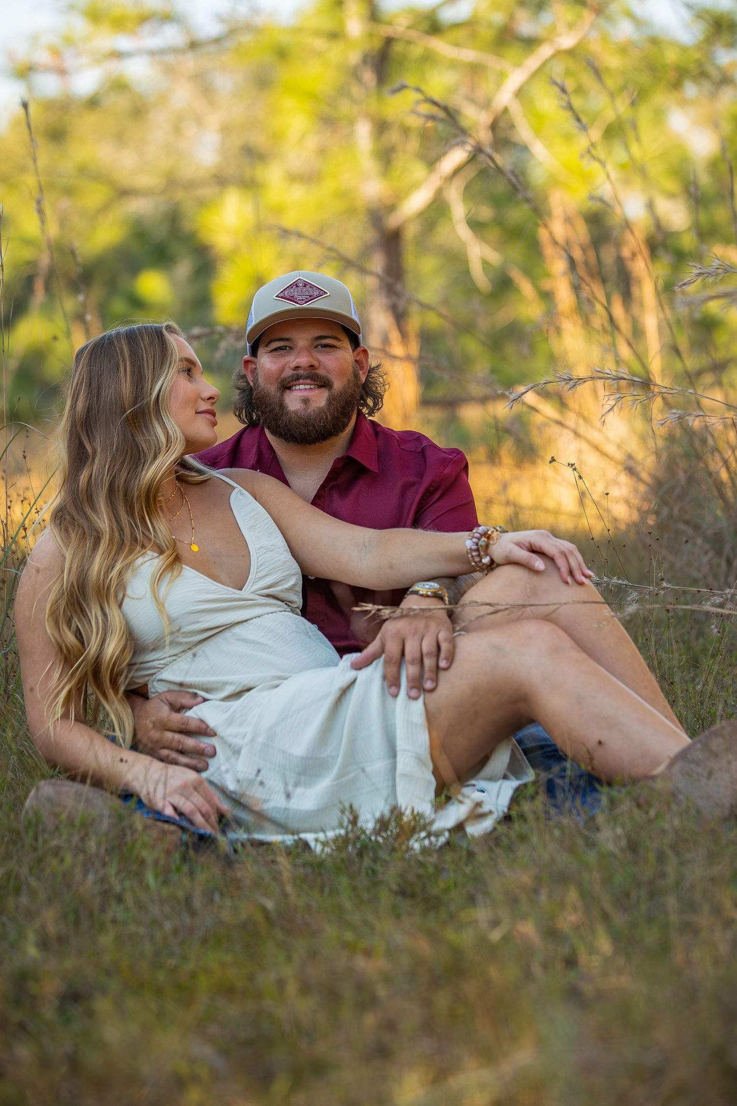 Fort Myers lifestyle maternity photos of Eric and Taylor with emotional, natural storytelling and golden-hour light.