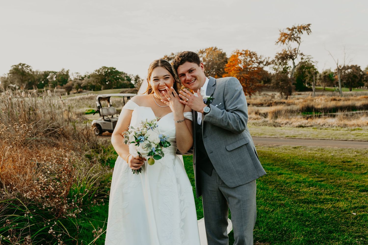 Bride and Groom Photo at a NJ golf course during the Fall Months