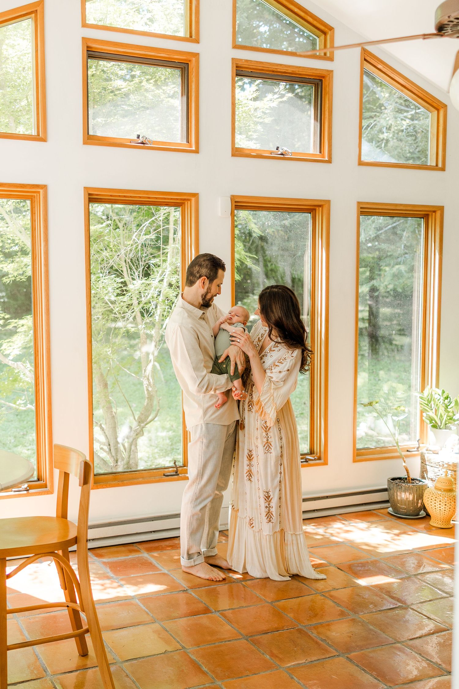 Natural, light-filled family, senior, children & couples photography in Ridgefield, Fairfield, Danbury, Wilton, Westport & New Canaan, CT.