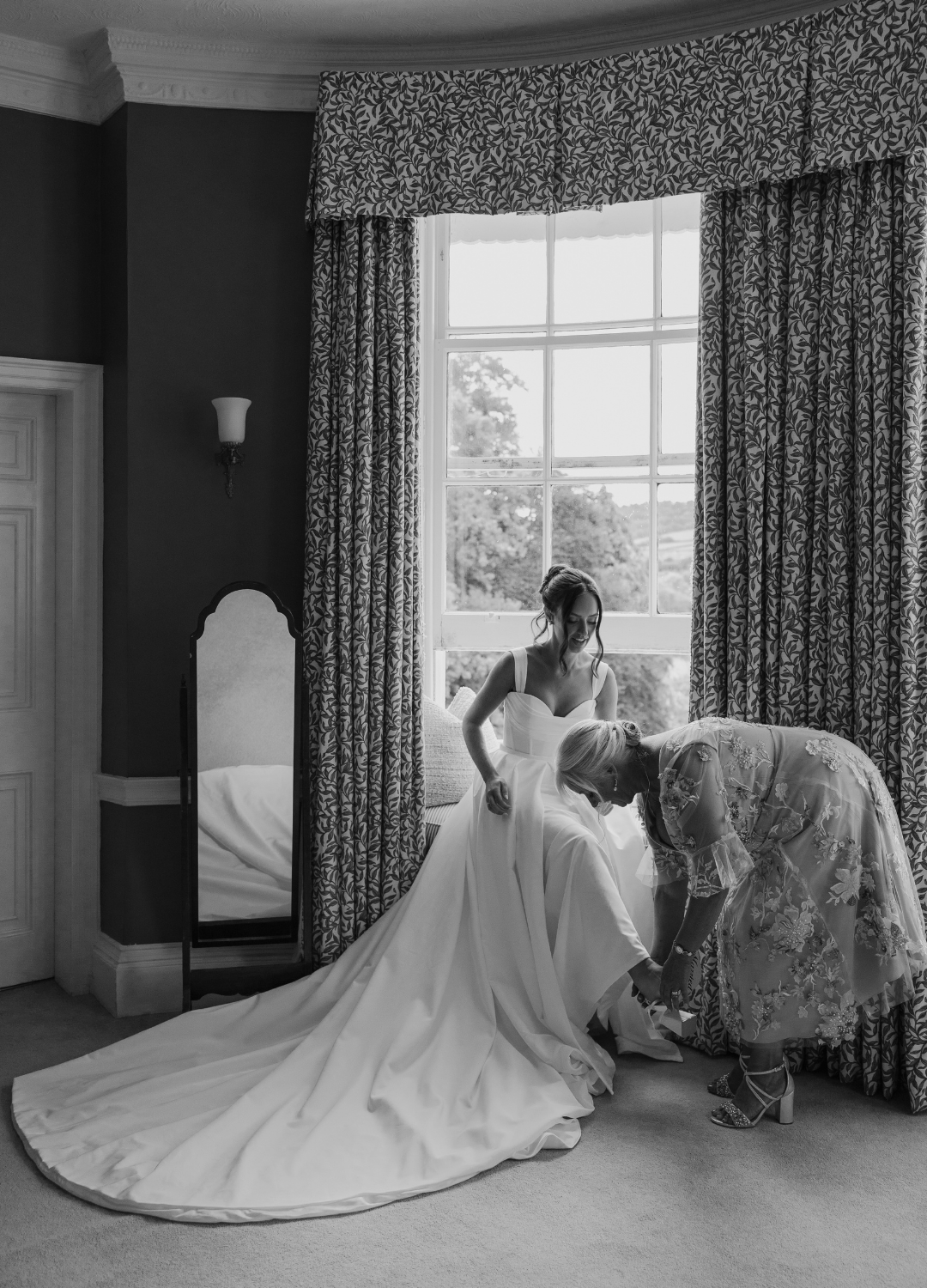Deer Park Honiton, Bridal preperations on wedding morning.