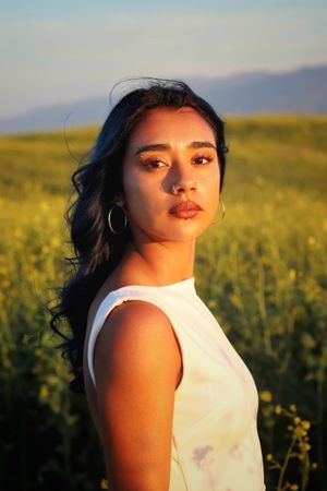 portrait, individual portrait, cinematic portraits, artistic, headshot, on-location headshot, de leon studios, socal grad photos, graduation