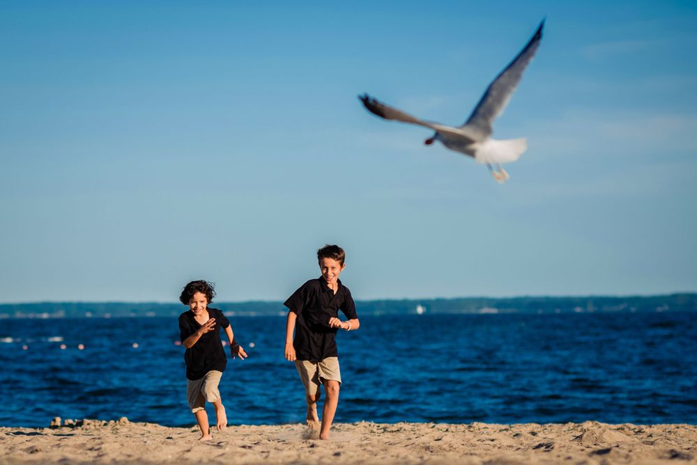 Rhode Island's professional documentary family photographer capturing life's most precious moments for you
Beach session
